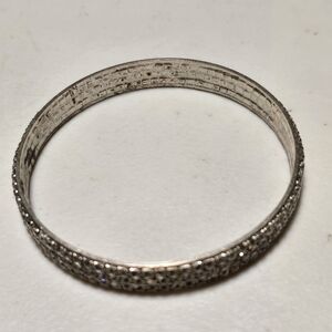 Vintage Basemetal Rhinestone Bangle Bracelet 18